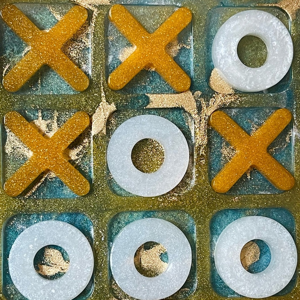 Colorful Tic Tac Toe Set - Picture 5 of 8